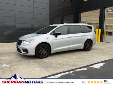 Used 2024 Chrysler Pacifica Hybrid Premium S Appearance Pkg
