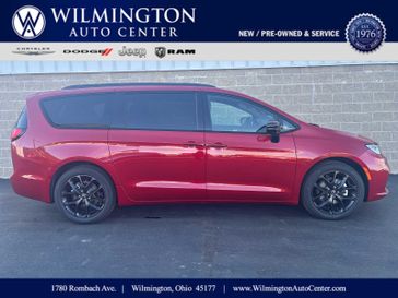 New 2026 Chrysler Pacifica Limited