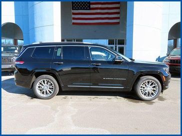Used 2022 Jeep Grand Cherokee L Summit