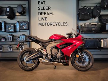 New 2025 Triumph DAYTONA 660 