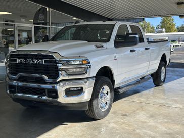 New 2025 RAM 2500 Tradesman Crew Cab 4x4 8' Box