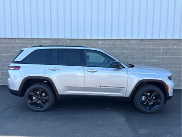 New 2025 Jeep Grand Cherokee Limited 4x4