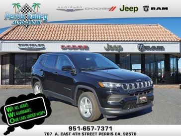 2024 Jeep Compass Sport 4x4 in a Diamond Black Crystal Pearl Coat exterior color and Blackinterior. Perris Valley Chrysler Dodge Jeep Ram 951-355-1970 perrisvalleydodgejeepchrysler.com 