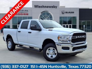 2024 RAM 2500 Tradesman Crew Cab 4x4 6'4' Box