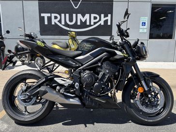 2025 Triumph Street Triple 765 RS 