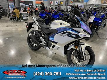 2025 Yamaha YZF-R3 ABS 