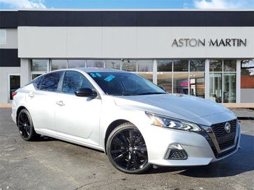 2020 Nissan Altima 2.5 SR in a Brilliant Silver Metallic exterior color and Sportinterior. Glenview Luxury Imports 847-904-1233 glenviewluxuryimports.com 