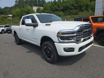 New 2025 RAM 2500 Laramie Crew Cab 4x4 6'4' Box