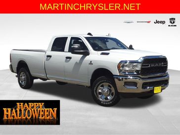 2024 RAM 2500 Tradesman Crew Cab 4x4 8' Box