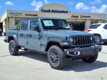 New 2025 Jeep Gladiator Sport S 4x4