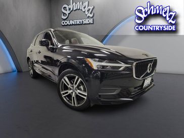Used 2020 Volvo XC60 T5 Momentum Premium AWD w/Nav