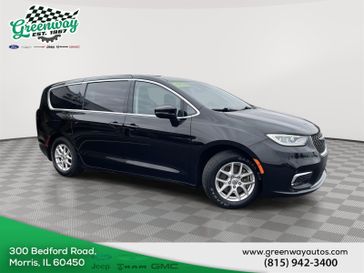 Used 2024 Chrysler Pacifica Touring L