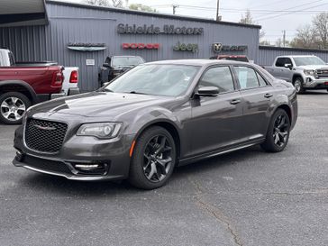 Used 2022 Chrysler 300 300S