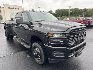 New 2027 RAM 3500 Big Horn Crew Cab 4x4 8' Box