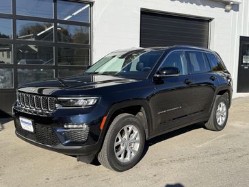Used 2023 Jeep Grand Cherokee 