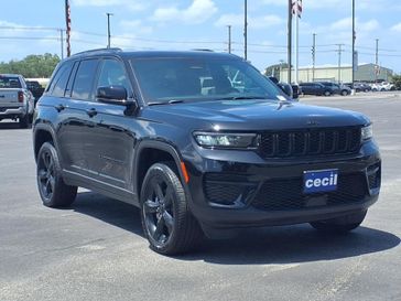 2025 Jeep Grand Cherokee Altitude 4x4