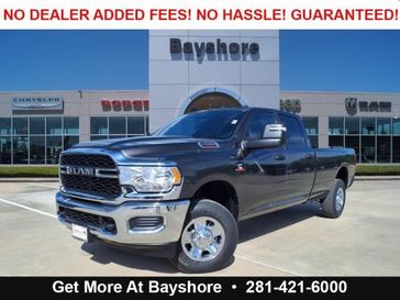 2024 RAM 2500 Tradesman Crew Cab 4x4 8' Box