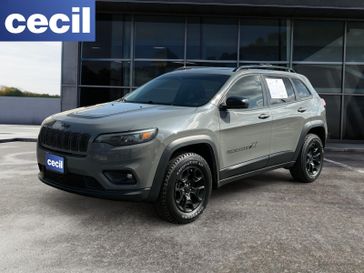 Used 2022 Jeep Cherokee X