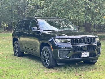 New 2027 Jeep Grand Cherokee Laredo Altitude