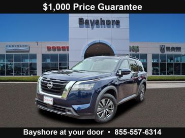 Used 2022 Nissan Pathfinder SV