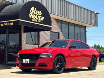 Used 2018 Dodge Charger SXT