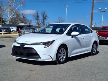 Used 2025 Toyota Corolla LE