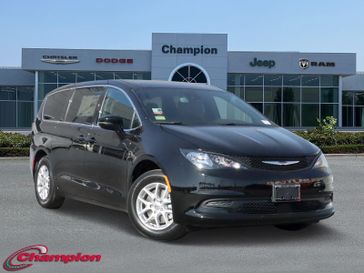 2025 Chrysler Voyager