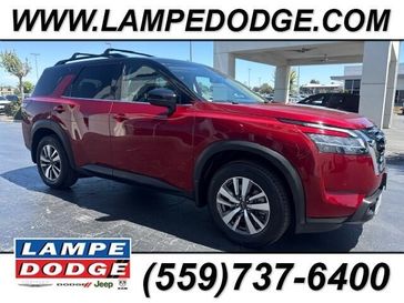 Used 2023 Nissan Pathfinder SL