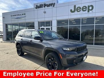 2024 Jeep Grand Cherokee L Altitude X 4x4 in a Baltic Gray Metallic Clear Coat exterior color and Global Blackinterior. Jeff Perry Chrysler Jeep 815-859-8394 jeffperrychryslerjeep.com 