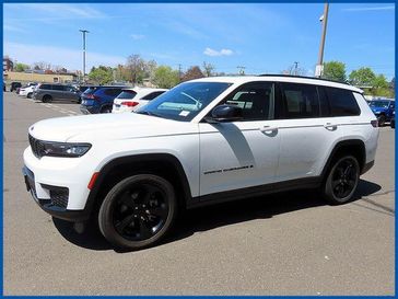 Used 2023 Jeep Grand Cherokee L Altitude