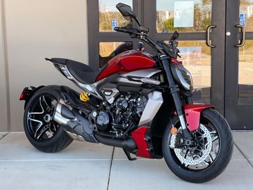 New 2026 Ducati XDiavelV4-Demo 