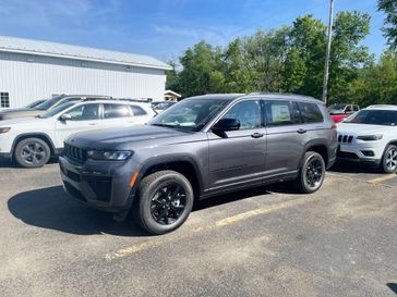 New 2026 Jeep Grand Cherokee L Laredo Altitude 4x4