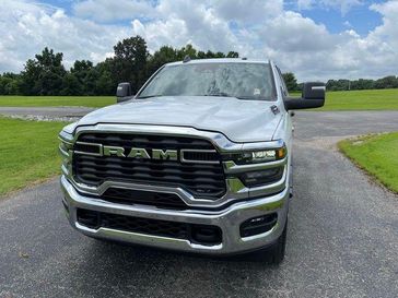 New 2025 RAM 2500 Tradesman Crew Cab 4x4 6'4' Box