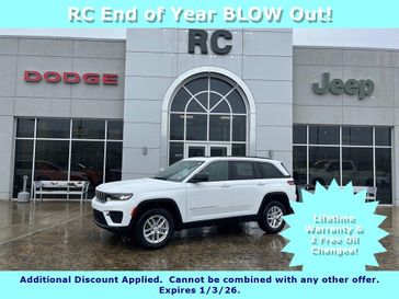 New 2025 Jeep Grand Cherokee Laredo X 4x4