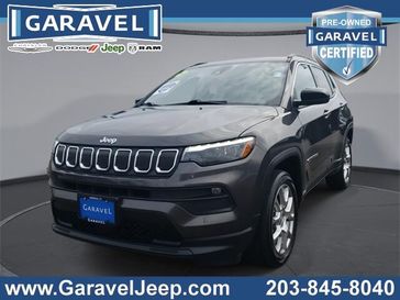 Used 2022 Jeep Compass Latitude Lux