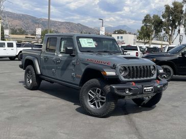 New 2025 Jeep Gladiator Mojave 4x4