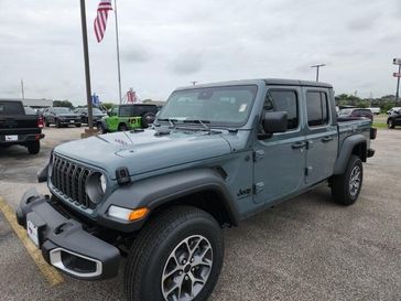 New 2025 Jeep Gladiator Sport S 4x4