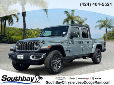 New 2026 Jeep Gladiator Sport S 4x4