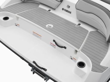 2025 Yamaha Boats AR190 