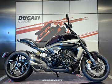 New 2026 Ducati X DIAVEL V4 BLACK LAVA 
