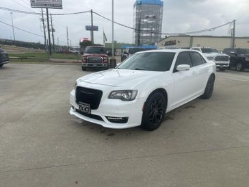 Used 2023 Chrysler 300 Touring