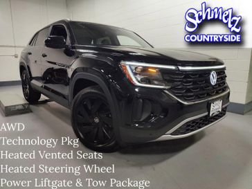 2024 Volkswagen Atlas Cross Sport SE AWD  w/Technology/Black Wheel Pkg