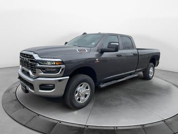 New 2026 RAM 2500 Tradesman Crew Cab 4x4 8' Box