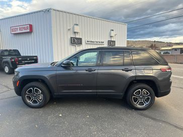 Used 2022 Jeep Grand Cherokee Trailhawk