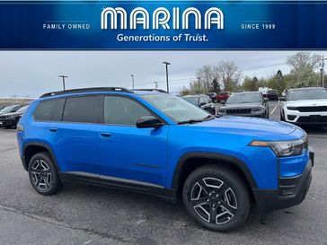 New 2026 Jeep Cherokee Laredo 4x4