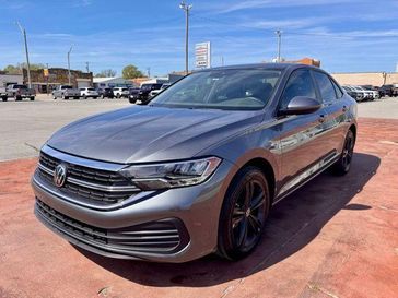 Used 2024 Volkswagen Jetta 1.5T SE
