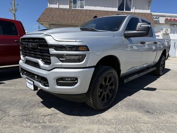 New 2026 RAM 2500 Black Express Crew Cab 4x4 6'4' Box