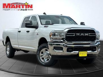 2024 RAM 2500 Tradesman Crew Cab 4x4 8' Box