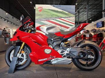 New 2026 Ducati PANIGALE V4 R 