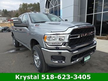 2024 RAM 3500 Tradesman Crew Cab 4x4 6'4' Box